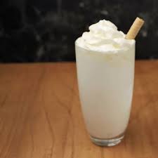 <p>Vanilyalı Milkshake</p>
